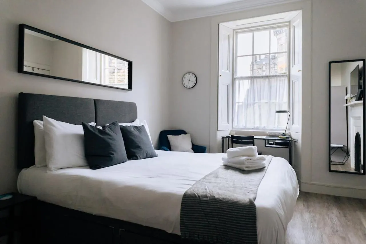 Chic 1Bd Flat - Wviews Of Edinburgh Castle! Apartment